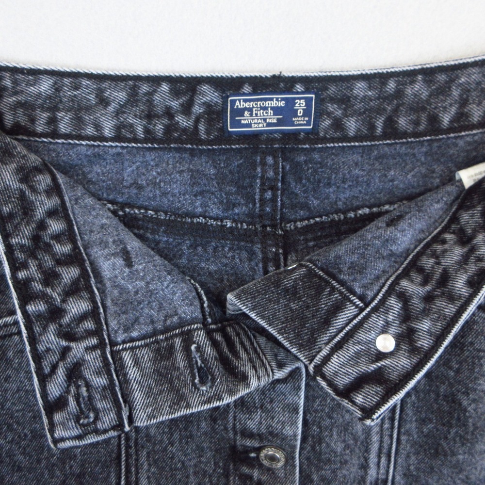 Abercrombie & Fitch Denim Skirt Womens 25/0 Black Acid Wash Button Front Mini - Picture 5 of 10